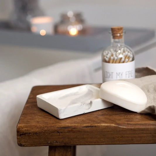 The Importance of Adding Decorative Accessories to your Bathroom