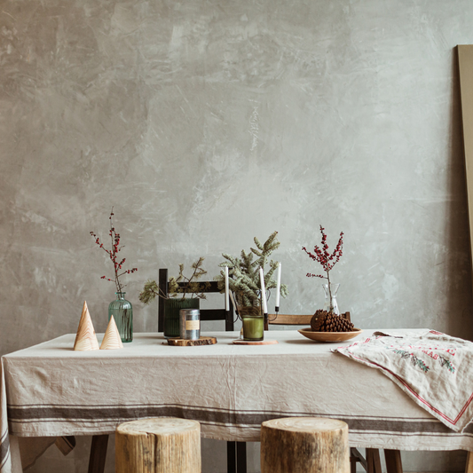 August Hues: Explore colours like burnt orange, earthy tones, and cool blues and greens for a stylish seasonal transition in your home