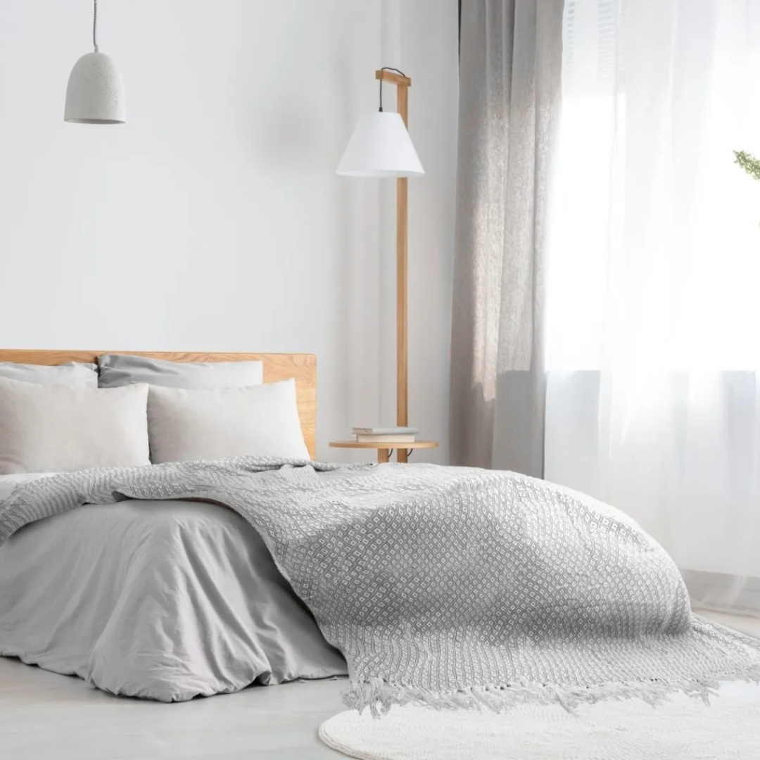 Stockholm Cotton Throw in Silver