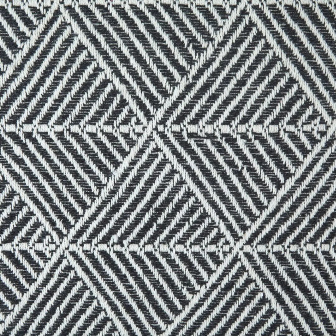 Black Zahra Throw Blanket