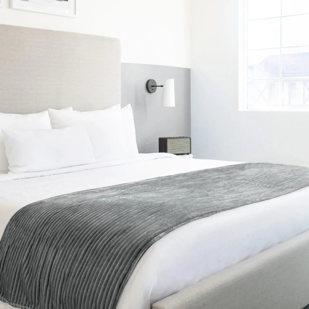 Charcoal Dahlia Fleece Throw