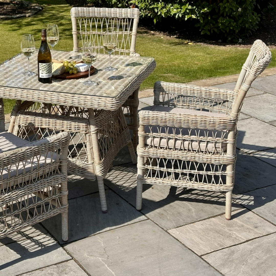 Provence Collection Outdoor 4 Seater Dining Set