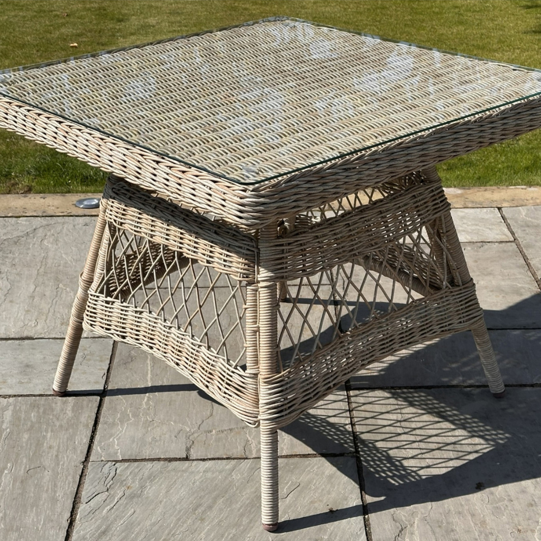 Provence Collection Outdoor 4 Seater Dining Set